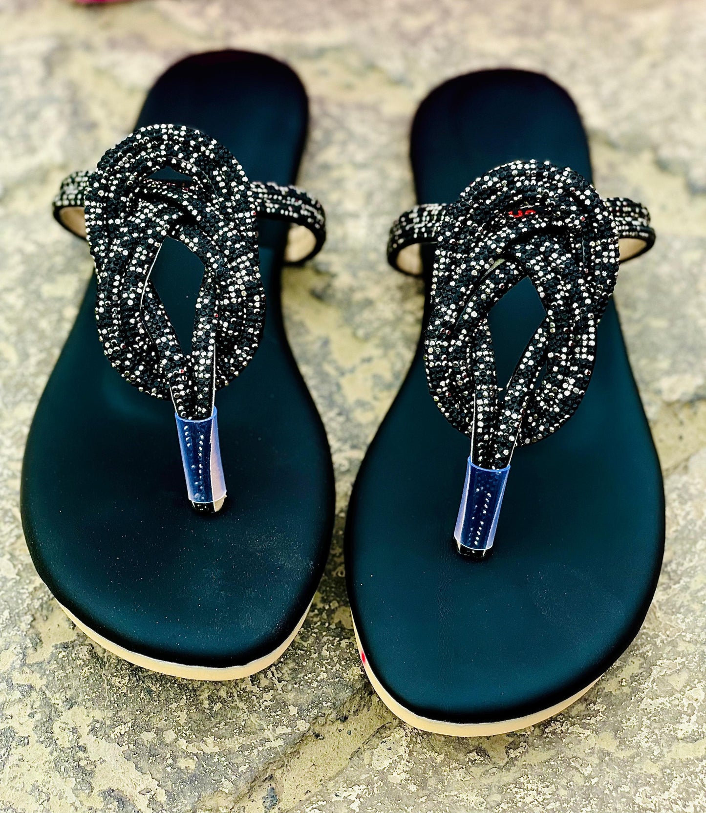 Trendy Ladies Black Slip-On Slippers