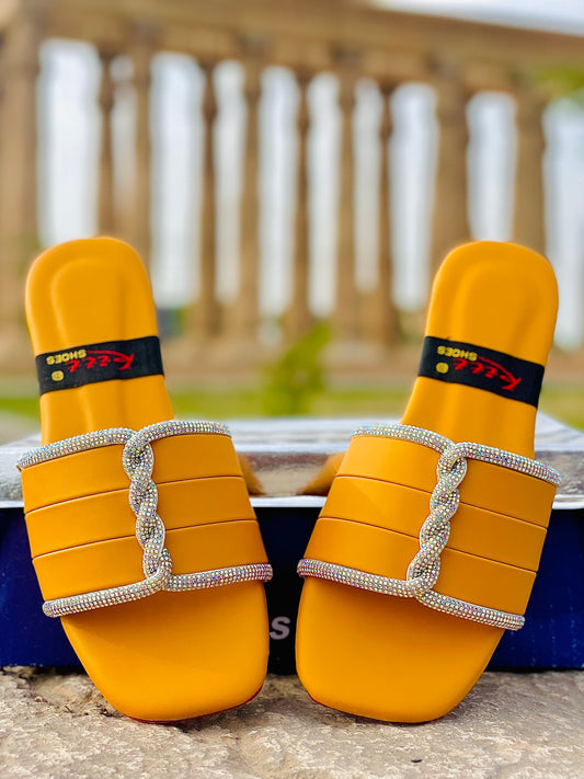 Mustard Elegant Flat🌟